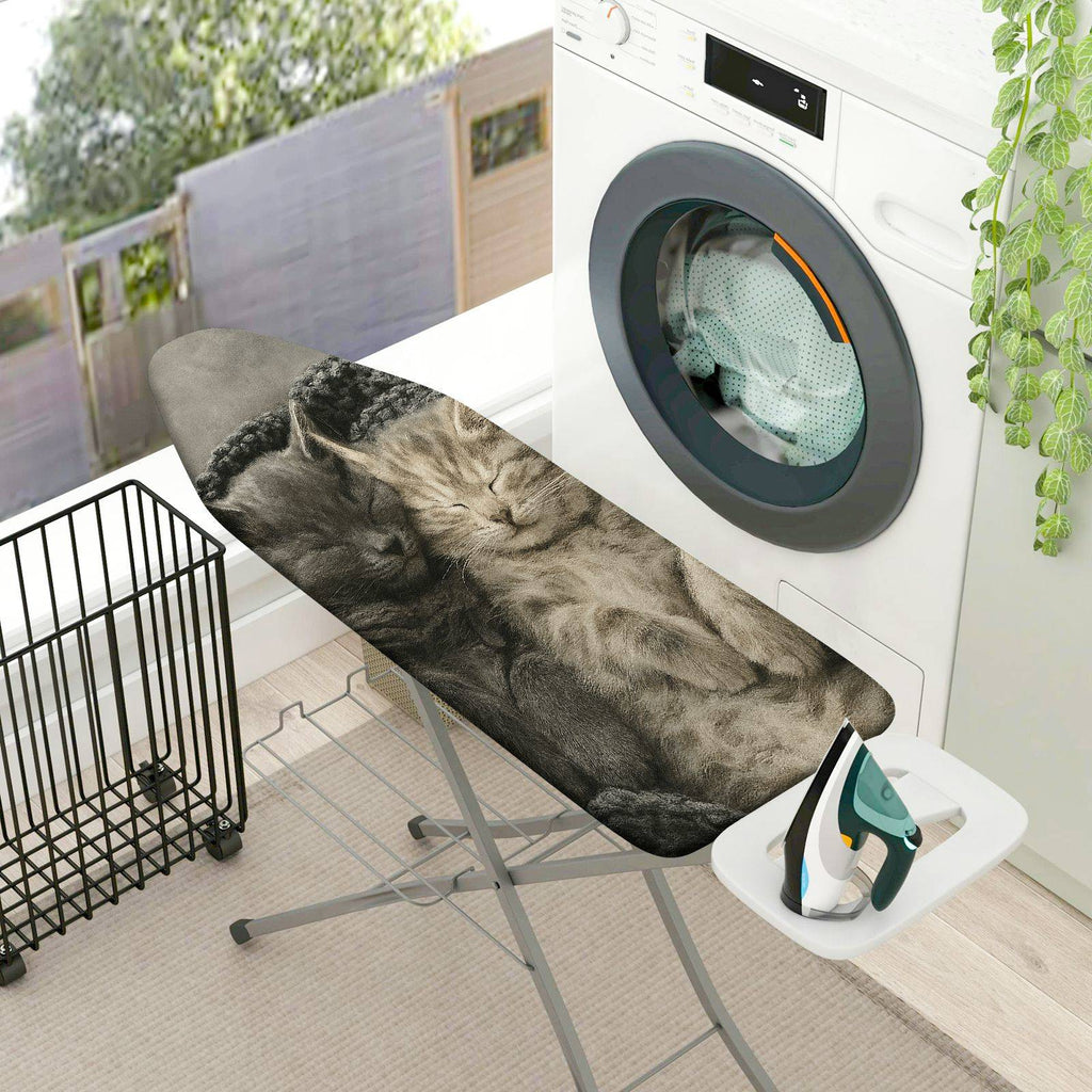 1-Piece Cat Sleeping Cozy Textile  Ironing Board Cover, Universal Size, Without Board