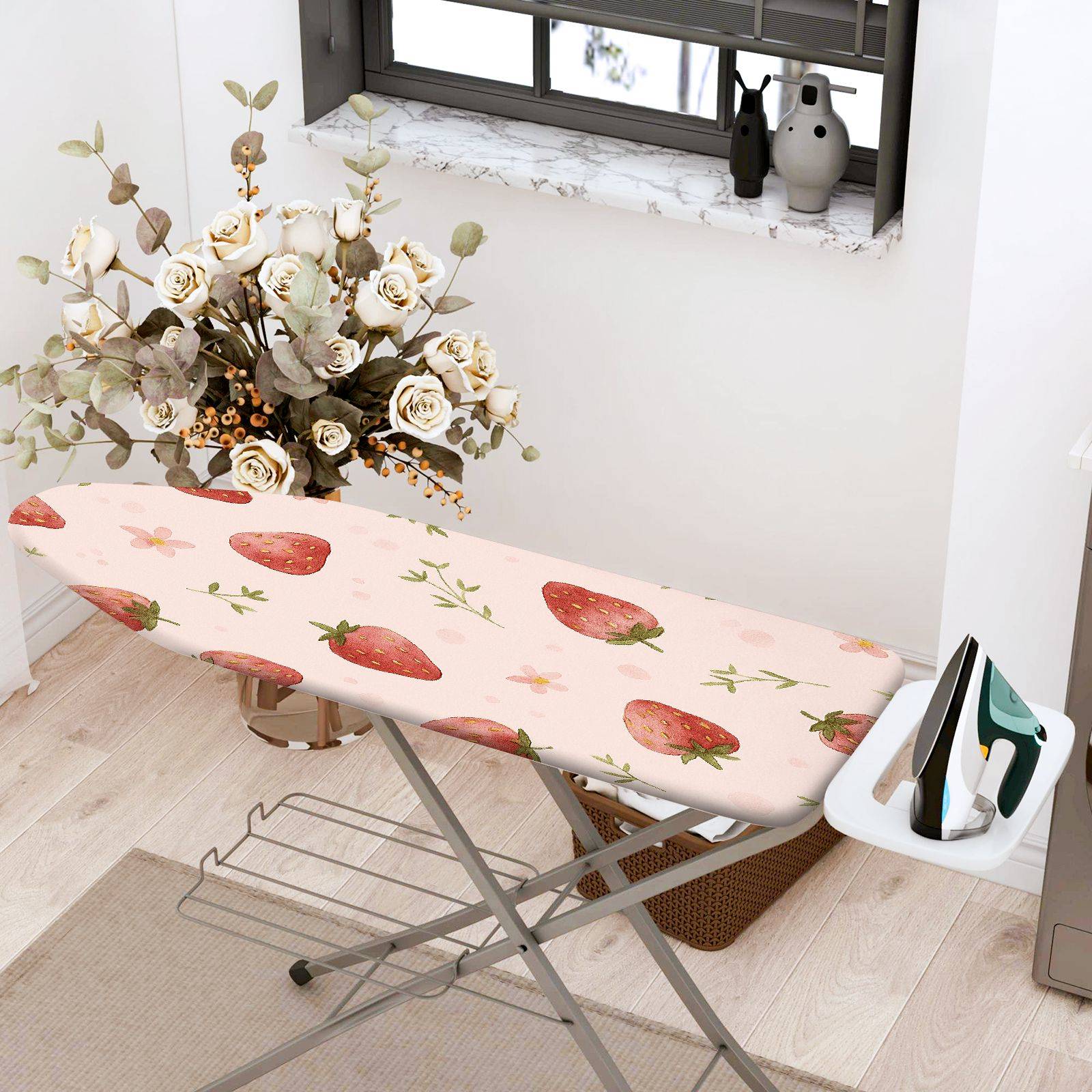 1-Piece Strawberry Floral Pattern  Ironing Board Cover, Universal Size, Without Board