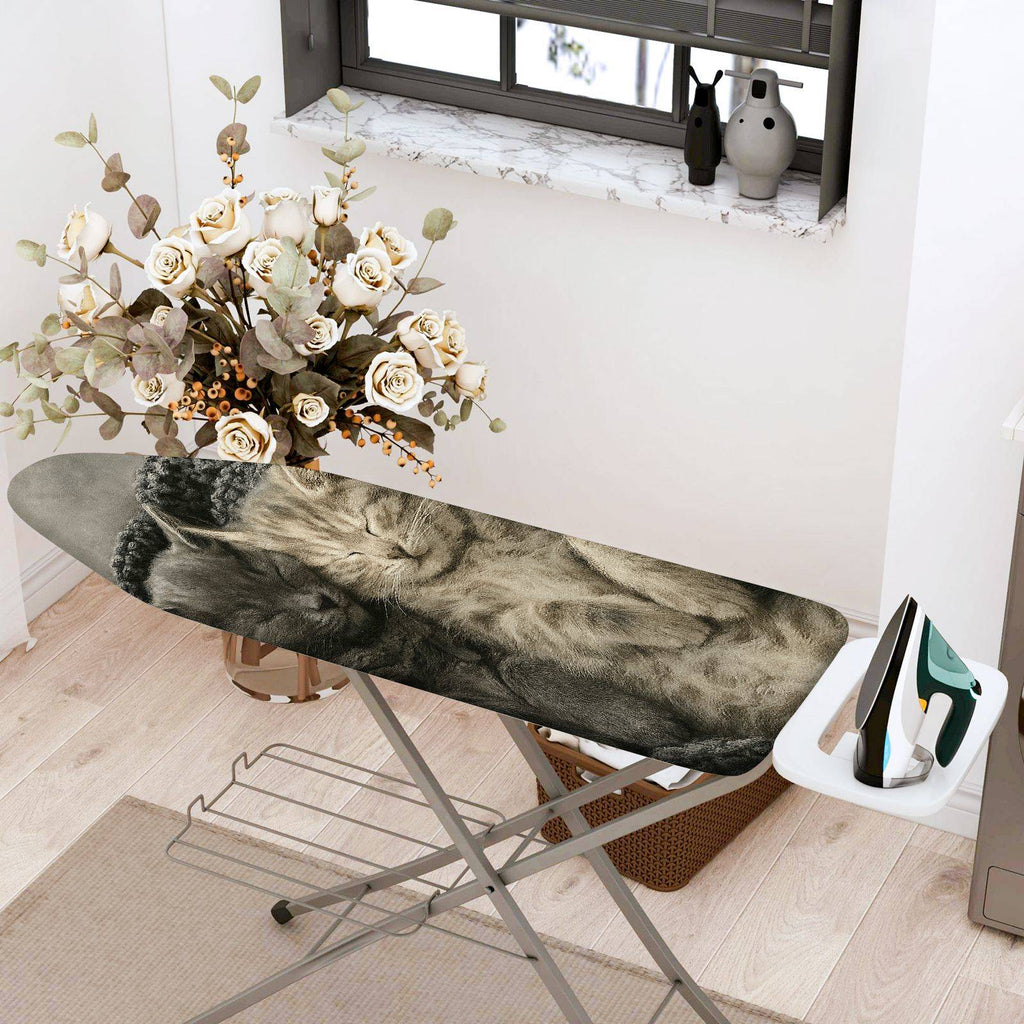1-Piece Cat Sleeping Cozy Textile  Ironing Board Cover, Universal Size, Without Board